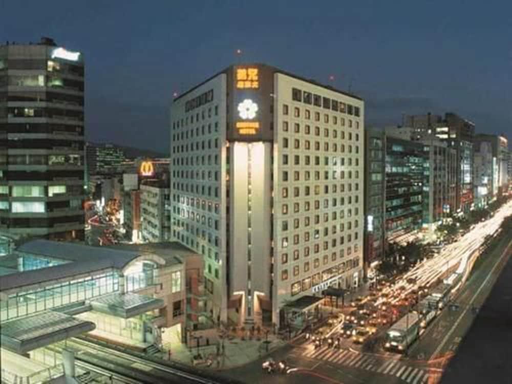 Brother Hotel Тайбей Екстер'єр фото