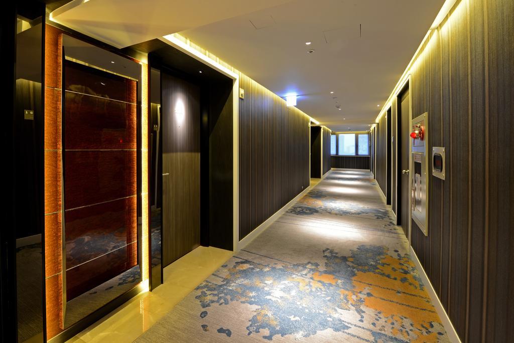 Brother Hotel Тайбей Екстер'єр фото