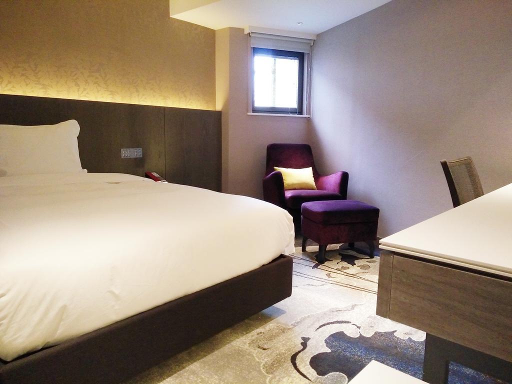 Brother Hotel Тайбей Екстер'єр фото